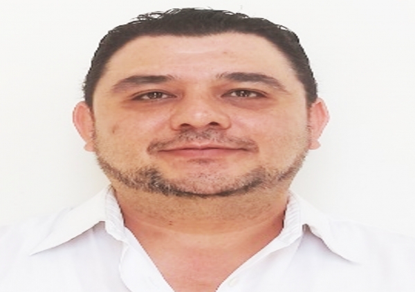 Armando V&eacute;lez Ortu&ntilde;o