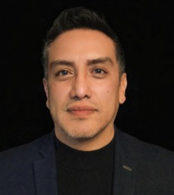EDGAR V&Eacute;LEZ HERN&Aacute;NDEZ
